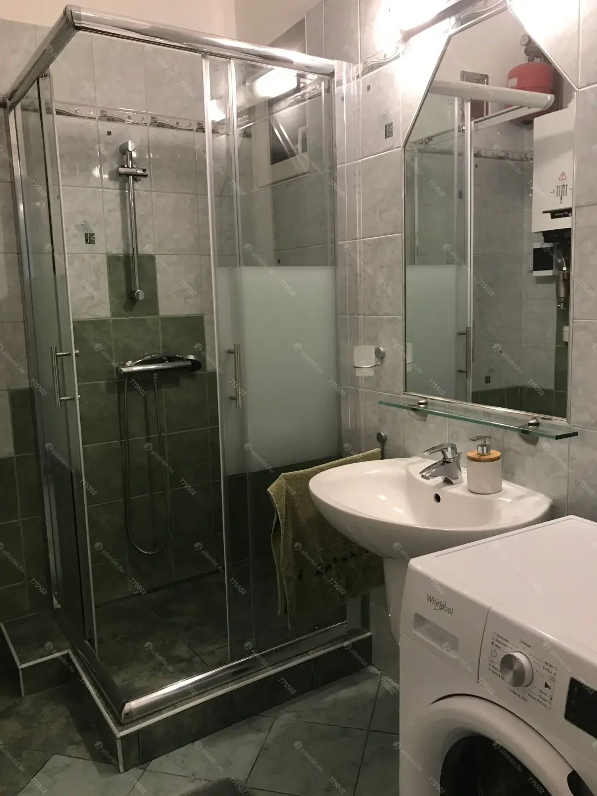 Kiadó albérlet 250000 Ft/hó áron: Budapest, XIII. kerület  Váci út. Mérete: 50 nm, 1 szobás | Alberlet.hu - 6668695