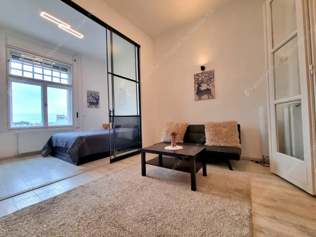 Kiadó albérlet 340000 Ft/hó áron: Budapest, XIII. kerület  Váci út. Mérete: 54 nm, 2 szobás | Alberlet.hu - 6615215