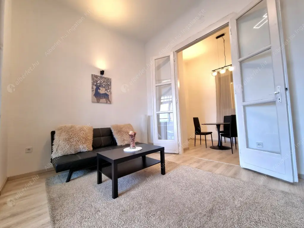 Kiadó albérlet 340000 Ft/hó áron: Budapest, XIII. kerület  Váci út. Mérete: 54 nm, 2 szobás | Alberlet.hu - 6615217