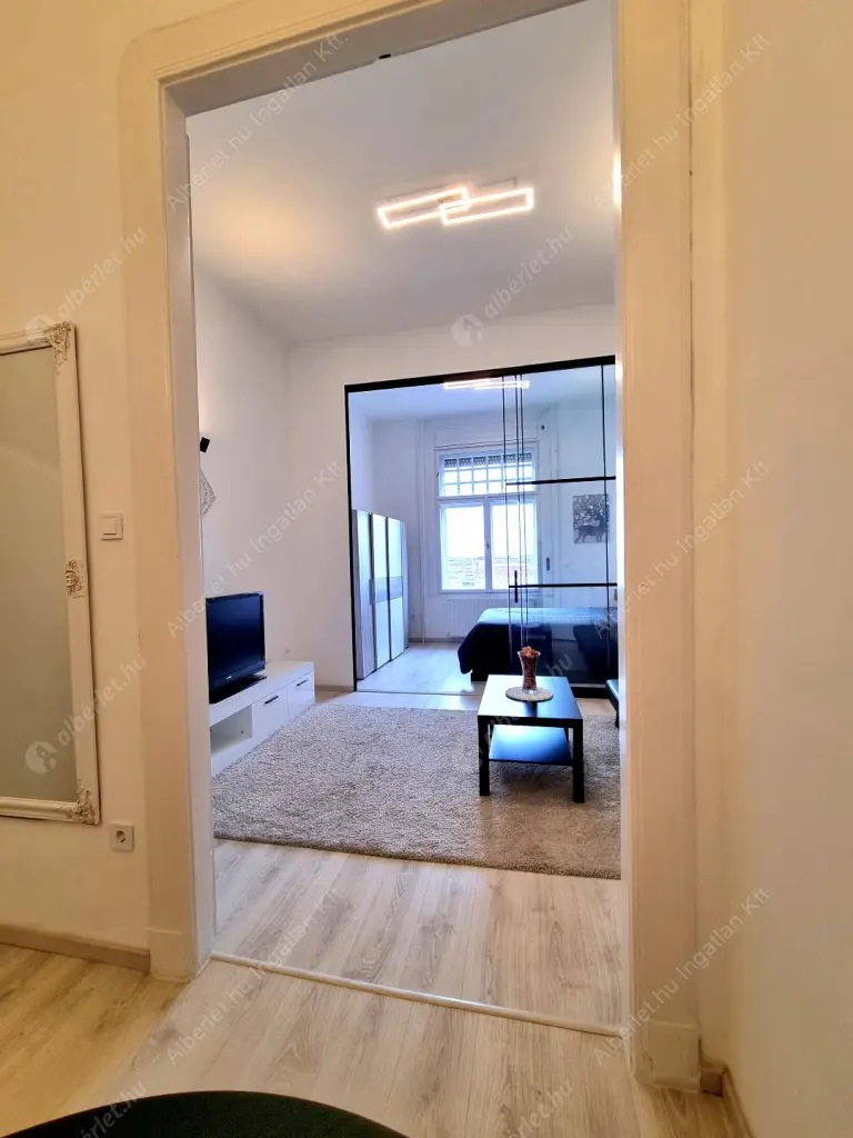 Kiadó albérlet 340000 Ft/hó áron: Budapest, XIII. kerület  Váci út. Mérete: 54 nm, 2 szobás | Alberlet.hu - 6615220