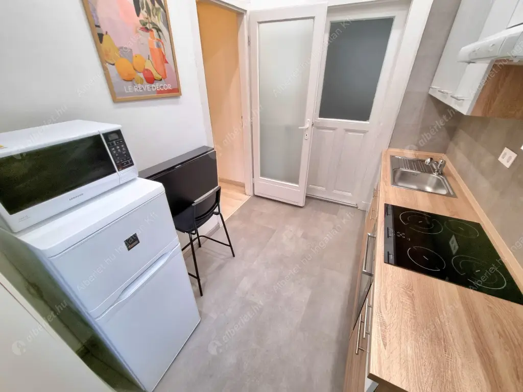 Kiadó albérlet 340000 Ft/hó áron: Budapest, XIII. kerület  Váci út. Mérete: 54 nm, 2 szobás | Alberlet.hu - 6615231