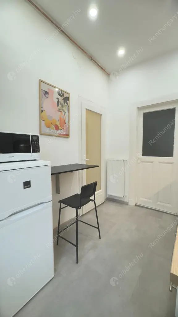 Kiadó albérlet 370000 Ft/hó áron: Budapest, XIII. kerület  Váci út. Mérete: 54 nm, 2 szobás | Alberlet.hu - 6574498