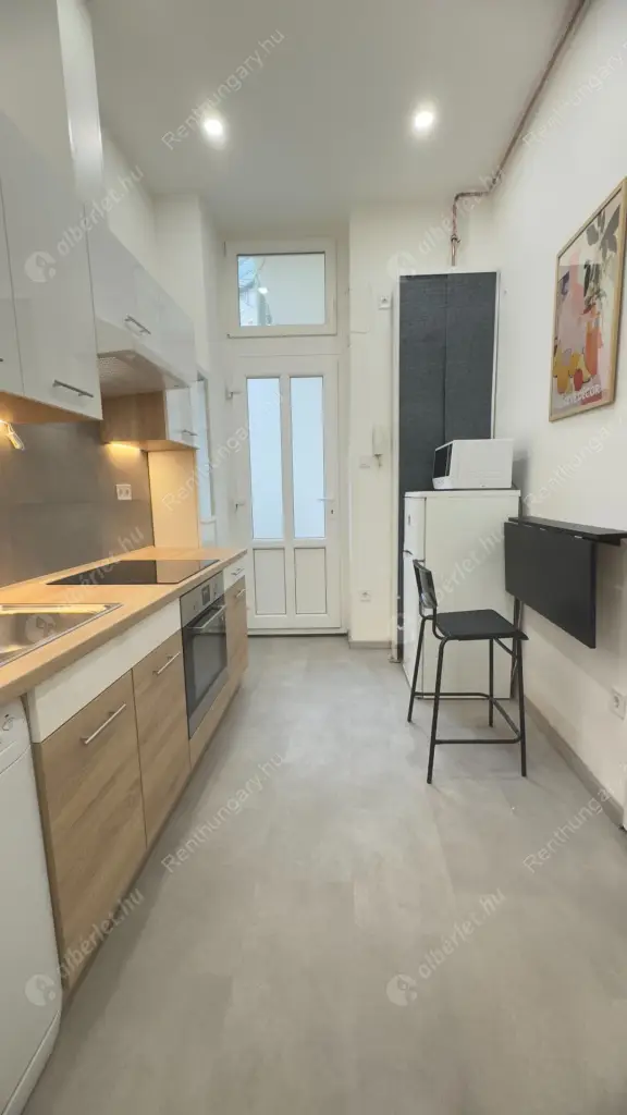 Kiadó albérlet 370000 Ft/hó áron: Budapest, XIII. kerület  Váci út. Mérete: 54 nm, 2 szobás | Alberlet.hu - 6574499