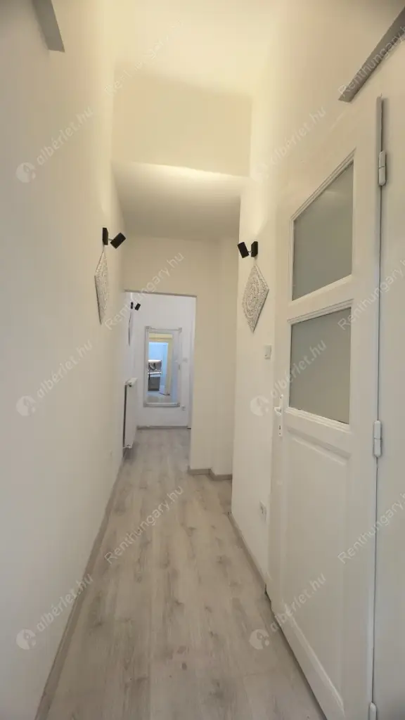 Kiadó albérlet 340000 Ft/hó áron: Budapest, XIII. kerület  Váci út. Mérete: 54 nm, 2 szobás | Alberlet.hu - 6595976