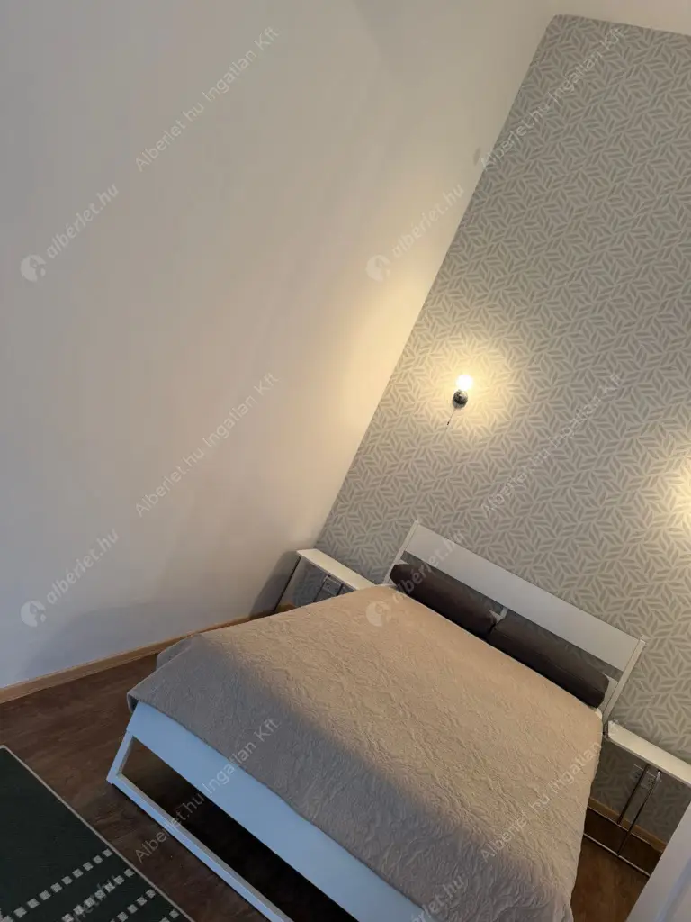 Kiadó albérlet 350000 Ft/hó áron: Budapest, XIII. kerület  Váci út. Mérete: 64 nm, 2 szobás | Alberlet.hu - 6585731