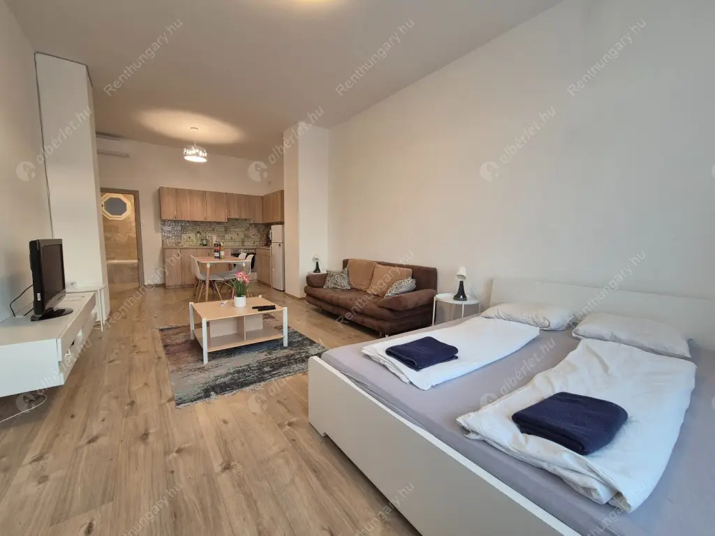 Kiadó albérlet 279000 Ft/hó áron: Budapest, XIII. kerület  Váci út. Mérete: 75 nm, 2 szobás | Alberlet.hu - 6549450