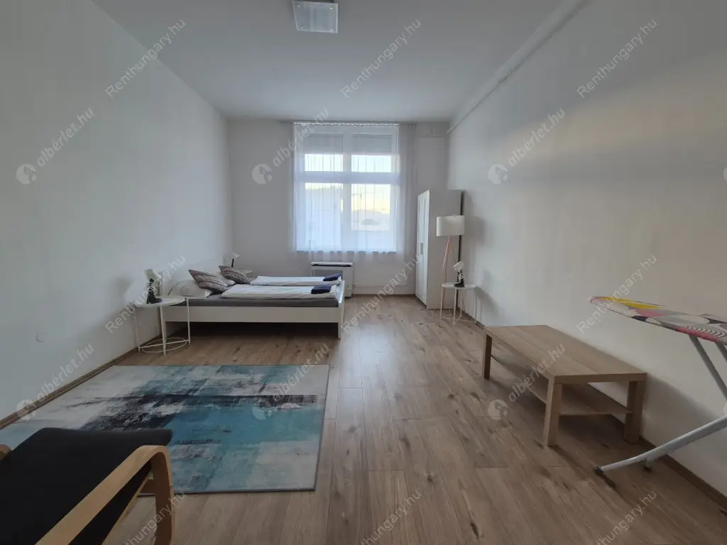 Kiadó albérlet 279000 Ft/hó áron: Budapest, XIII. kerület  Váci út. Mérete: 75 nm, 2 szobás | Alberlet.hu - 6549452