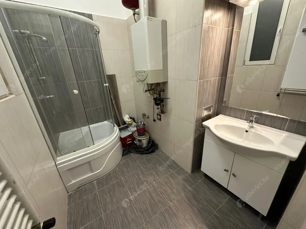 Kiadó albérlet 400000 Ft/hó áron: Budapest, XIII. kerület  Váci út. Mérete: 80 nm, 3 szobás | Alberlet.hu - 6591933