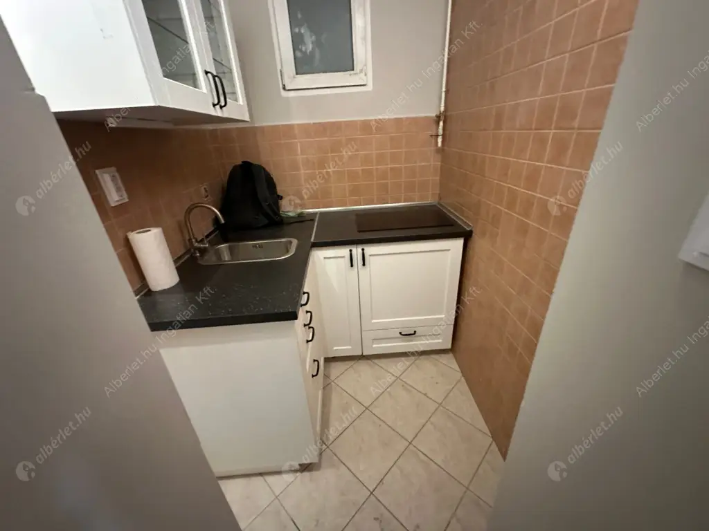 Kiadó albérlet 400000 Ft/hó áron: Budapest, XIII. kerület  Váci út. Mérete: 80 nm, 3 szobás | Alberlet.hu - 6591935