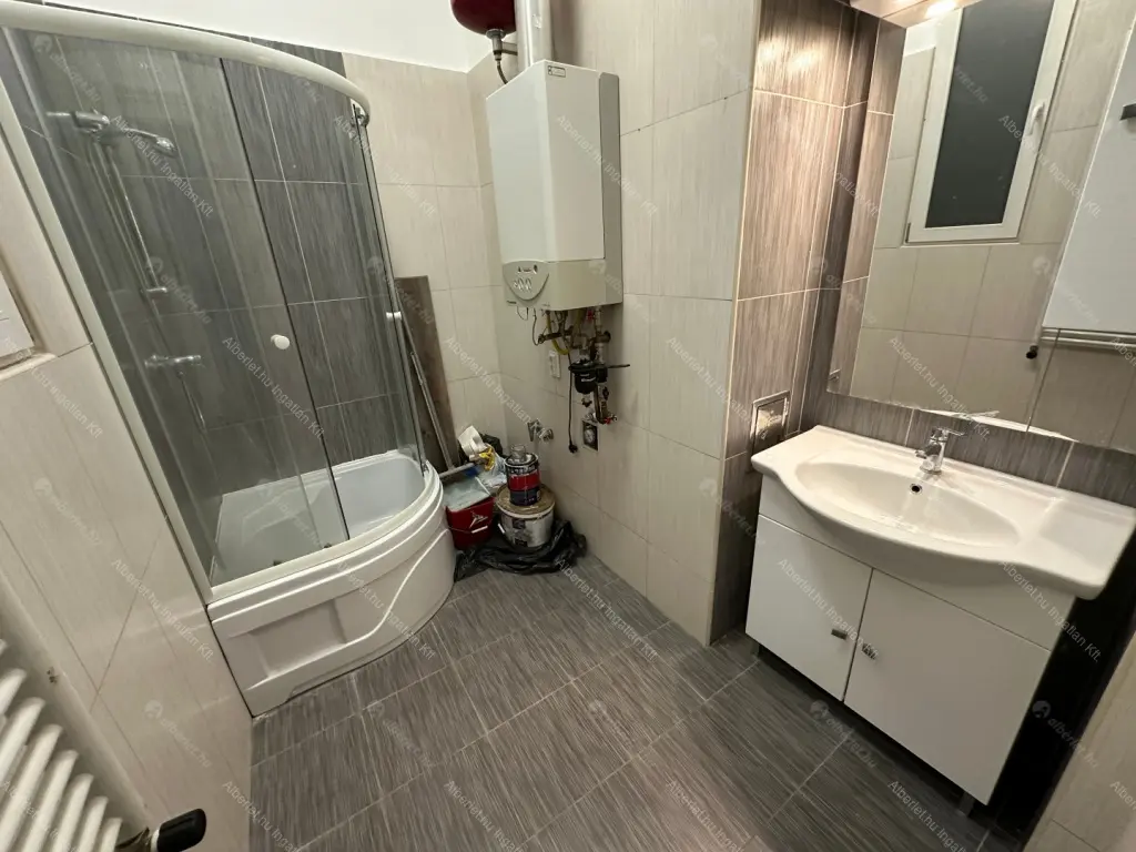 Kiadó albérlet 380000 Ft/hó áron: Budapest, XIII. kerület  Váci út. Mérete: 80 nm, 3 szobás | Alberlet.hu - 6681861