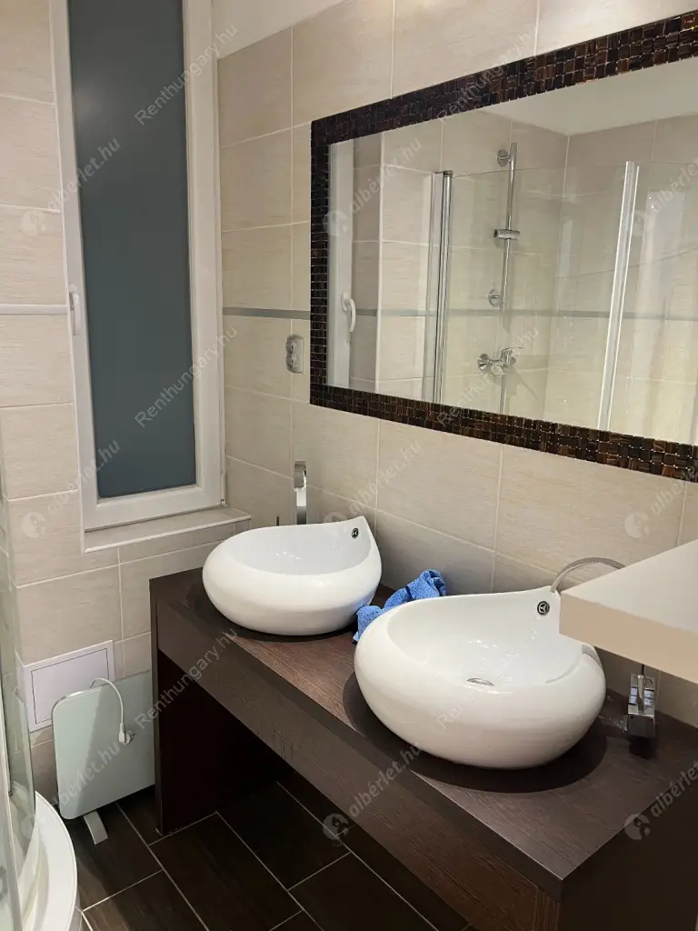 Kiadó albérlet 255000 Ft/hó áron: Budapest, XIII. kerület  Victor Hugo utca. Mérete: 51 nm, 2 szobás | Alberlet.hu - 6630971