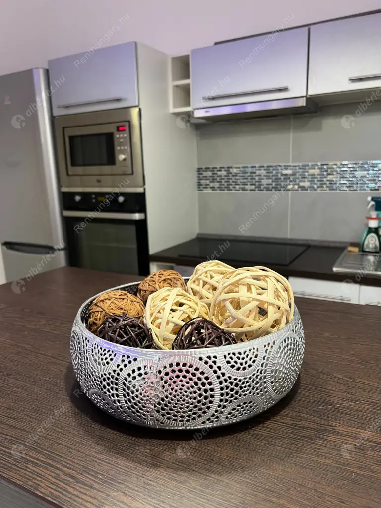 Kiadó albérlet 255000 Ft/hó áron: Budapest, XIII. kerület  Victor Hugo utca. Mérete: 51 nm, 2 szobás | Alberlet.hu - 6630975