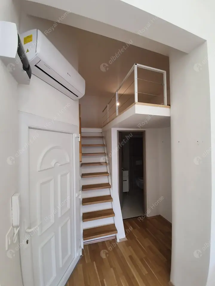 Kiadó albérlet 200000 Ft/hó áron: Budapest, XIII. kerület  Visegrádi  . Mérete: 30 nm, 1 szobás | Alberlet.hu - 6182542