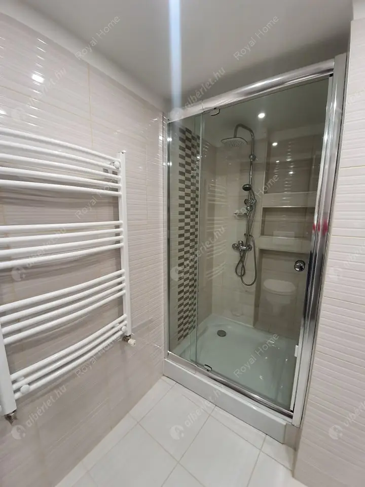 Kiadó albérlet 200000 Ft/hó áron: Budapest, XIII. kerület  Visegrádi  . Mérete: 30 nm, 1 szobás | Alberlet.hu - 6182548