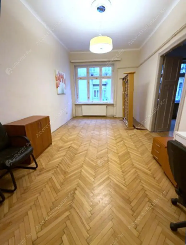 Kiadó albérlet 300000 Ft/hó áron: Budapest, XIII. kerület  Visegrádi utca. Mérete: 100 nm, 3 szobás | Alberlet.hu - 6614636
