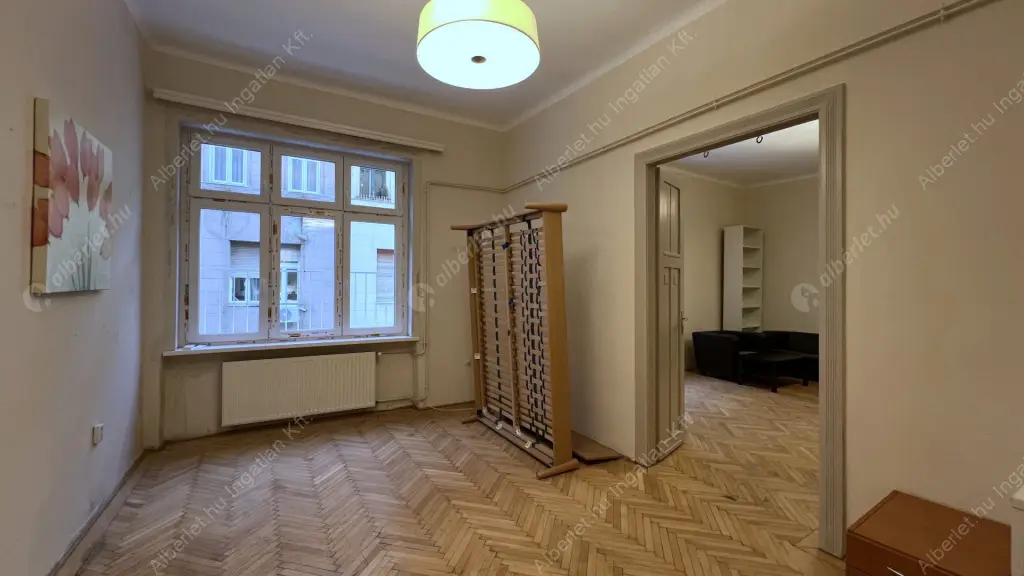 Kiadó albérlet 300000 Ft/hó áron: Budapest, XIII. kerület  Visegrádi utca. Mérete: 100 nm, 3 szobás | Alberlet.hu - 6624422