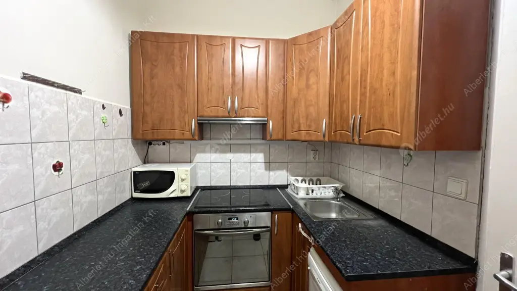 Kiadó albérlet 300000 Ft/hó áron: Budapest, XIII. kerület  Visegrádi utca. Mérete: 100 nm, 3 szobás | Alberlet.hu - 6624428