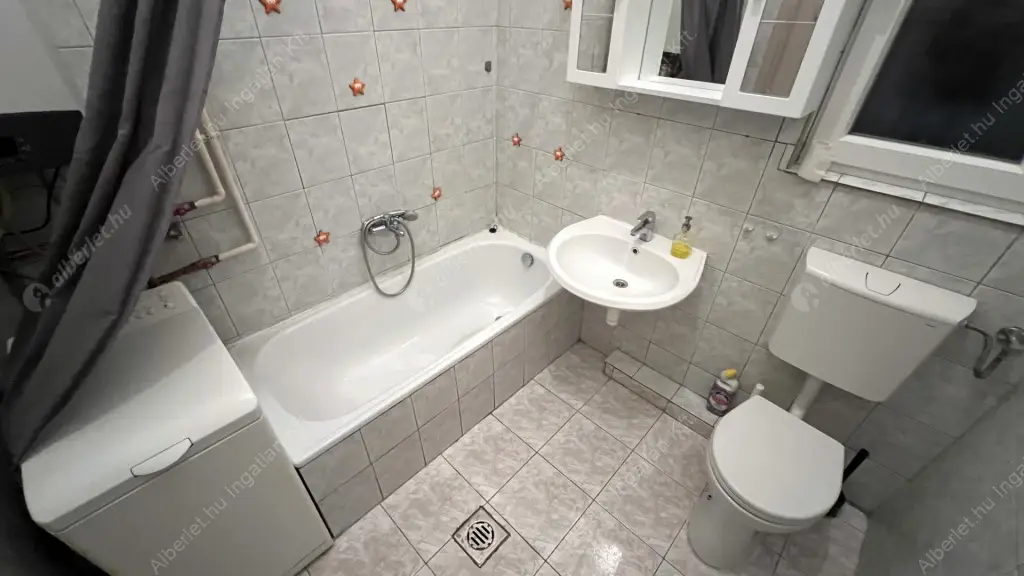 Kiadó albérlet 300000 Ft/hó áron: Budapest, XIII. kerület  Visegrádi utca. Mérete: 100 nm, 3 szobás | Alberlet.hu - 6624429