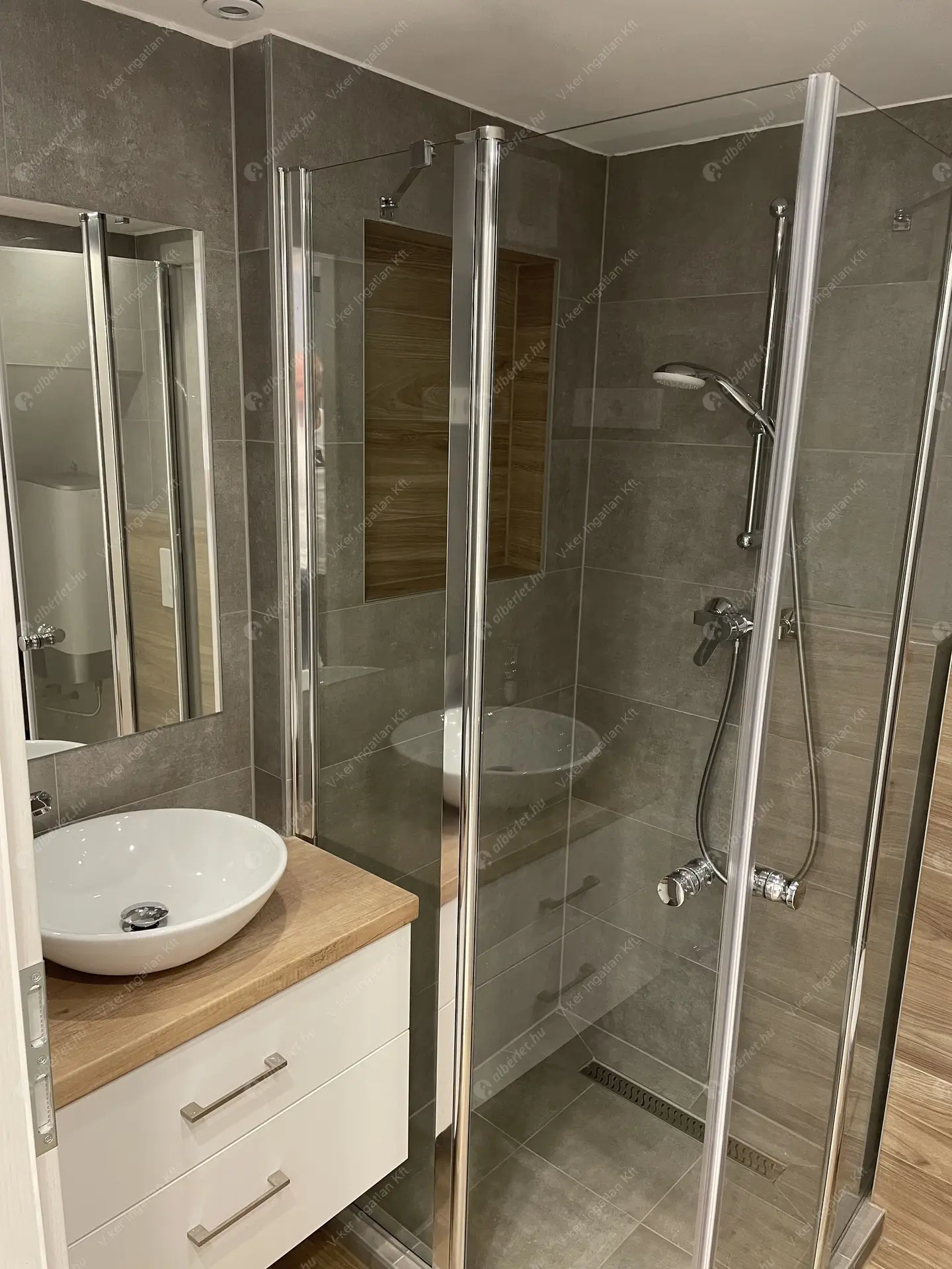 Kiadó albérlet 180000 Ft/hó áron: Budapest, XIII. kerület  Visegrádi utca. Mérete: 20 nm, 1 szobás | Alberlet.hu - 6194063