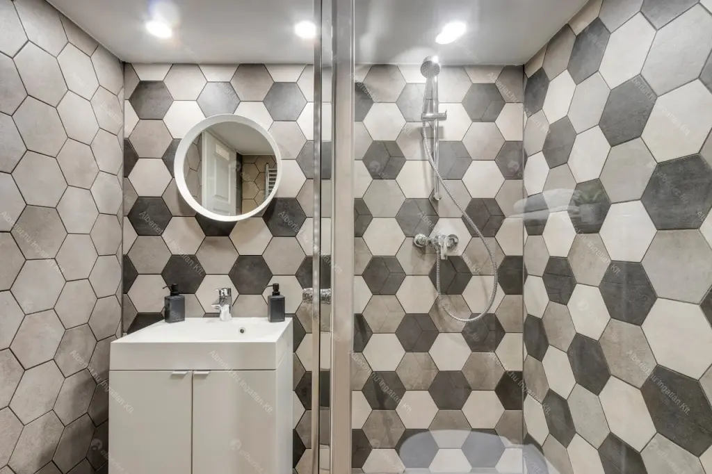 Kiadó albérlet 220000 Ft/hó áron: Budapest, XIII. kerület  Visegrádi utca. Mérete: 24 nm, 1 szobás | Alberlet.hu - 5621409