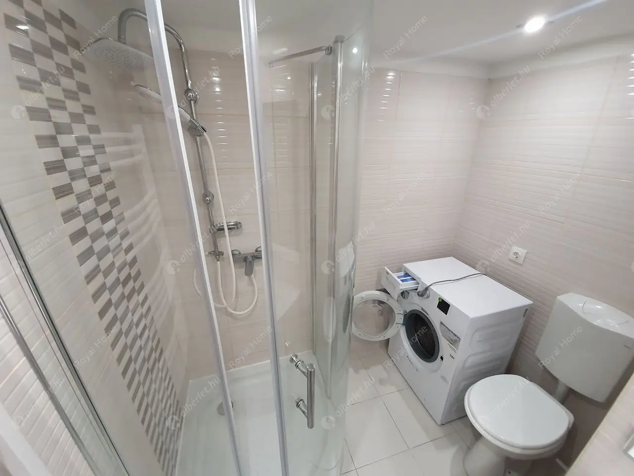 Kiadó albérlet 200000 Ft/hó áron: Budapest, XIII. kerület  Visegrádi utca. Mérete: 25 nm, 1 szobás | Alberlet.hu - 5328498