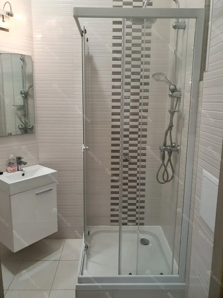 Kiadó albérlet 180000 Ft/hó áron: Budapest, XIII. kerület  Visegrádi utca. Mérete: 25 nm, 1 szobás | Alberlet.hu - 5797455