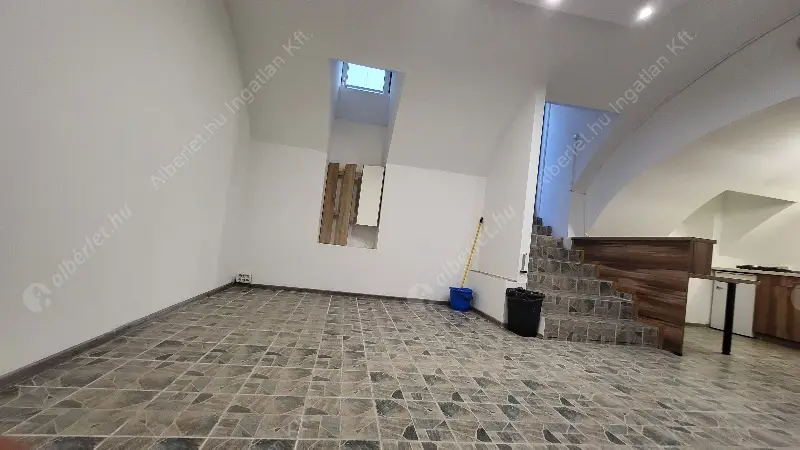 Kiadó albérlet 150000 Ft/hó áron: Budapest, XIII. kerület  Visegrádi utca. Mérete: 35 nm, 1 szobás | Alberlet.hu - 6591005