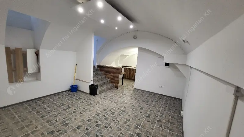 Kiadó albérlet 150000 Ft/hó áron: Budapest, XIII. kerület  Visegrádi utca. Mérete: 35 nm, 1 szobás | Alberlet.hu - 6591006