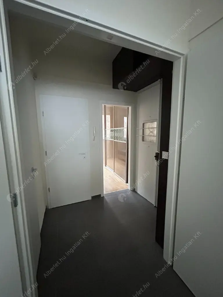 Kiadó albérlet 390000 Ft/hó áron: Budapest, XIII. kerület  Visegrádi utca. Mérete: 54 nm, 2 szobás | Alberlet.hu - 6635054