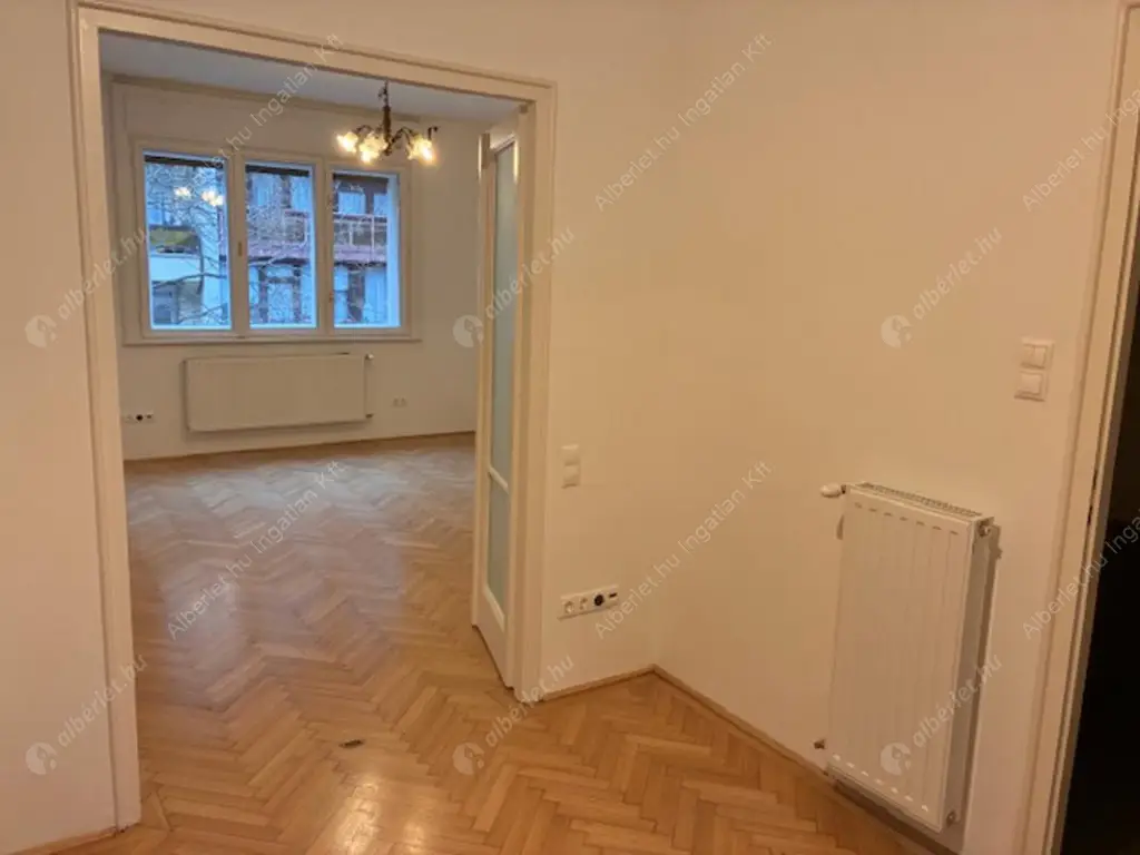 Kiadó albérlet 330000 Ft/hó áron: Budapest, XIII. kerület  Visegrádi utca. Mérete: 74 nm, 3 szobás | Alberlet.hu - 6617464