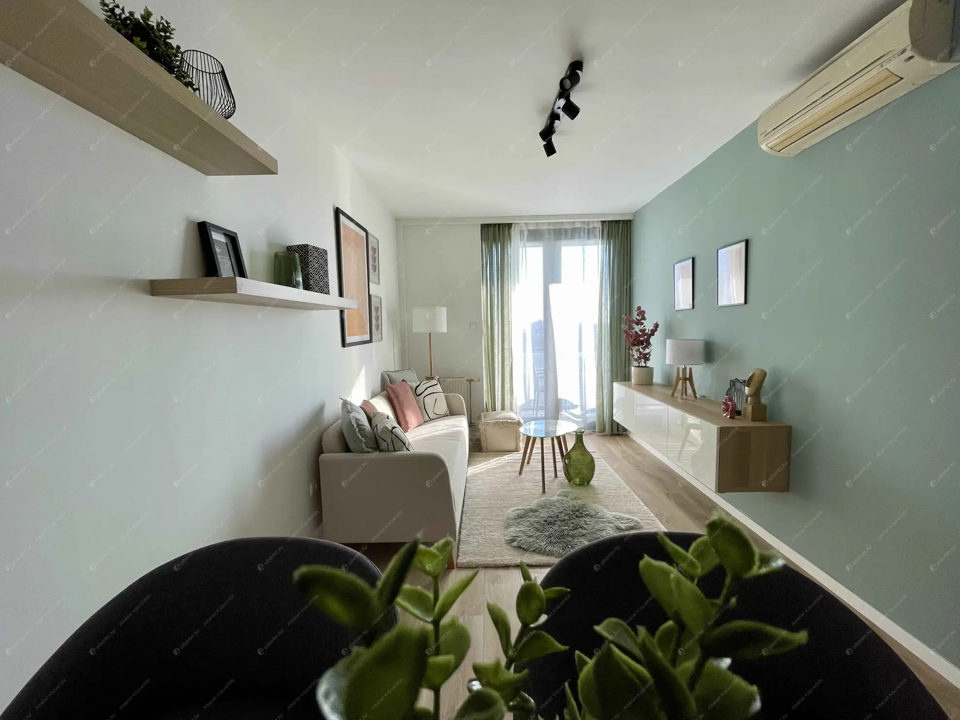 Kiadó albérlet 315000 Ft/hó áron: Budapest, XIII. kerület  Viza utca. Mérete: 45 nm, 1 szobás | Alberlet.hu - 6632431