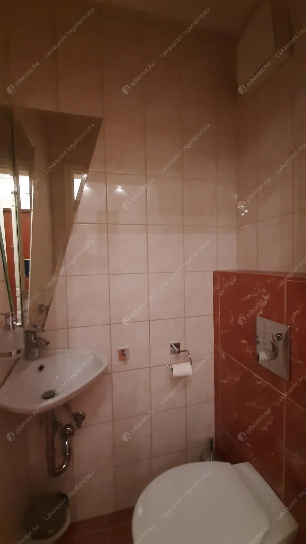 Kiadó albérlet 440000 Ft/hó áron: Budapest, XIII. kerület  Viza utca. Mérete: 70 nm, 3 szobás | Alberlet.hu - 6565437