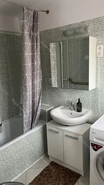 Kiadó albérlet 220000 Ft/hó áron: Budapest, XIII. kerület  Vőlegény utca. Mérete: 44 nm, 1 szobás | Alberlet.hu - 6662847