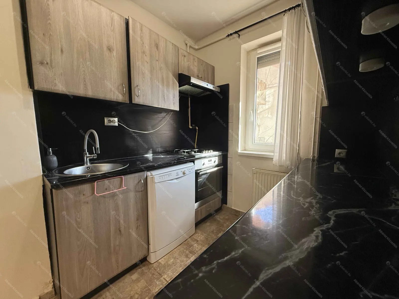 Kiadó albérlet 210000 Ft/hó áron: Budapest, XIII. kerület  Zsinór utca. Mérete: 51 nm, 1 szobás | Alberlet.hu - 6660487