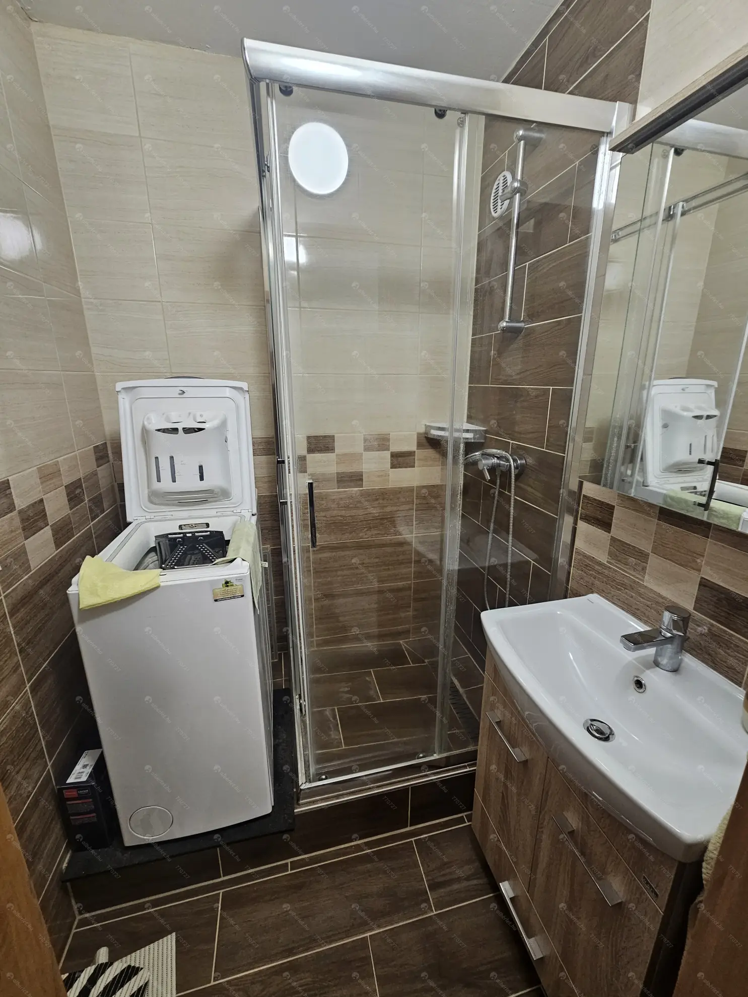 Kiadó albérlet 250000 Ft/hó áron: Budapest, XIV. kerület  Adria sétány. Mérete: 63 nm, 2 szobás | Alberlet.hu - 6577322