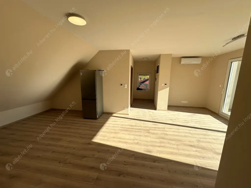 Kiadó albérlet 340000 Ft/hó áron: Budapest, XIV. kerület  Álmos vezér útja. Mérete: 71 nm, 2 szobás | Alberlet.hu - 6577660