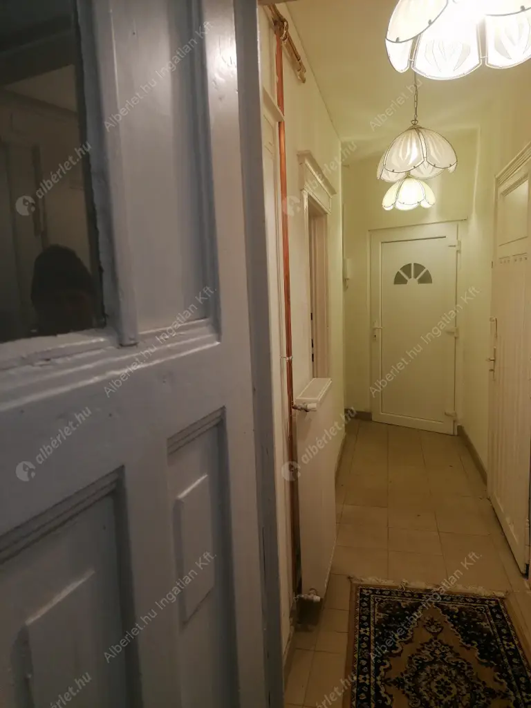 Kiadó albérlet 190000 Ft/hó áron: Budapest, XIV. kerület  Amerikai út. Mérete: 40 nm, 1 szobás | Alberlet.hu - 6596059