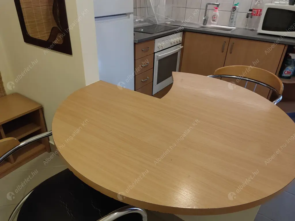 Kiadó albérlet 230000 Ft/hó áron: Budapest, XIV. kerület  Amerikai út. Mérete: 45 nm, 1 szobás | Alberlet.hu - 6590467