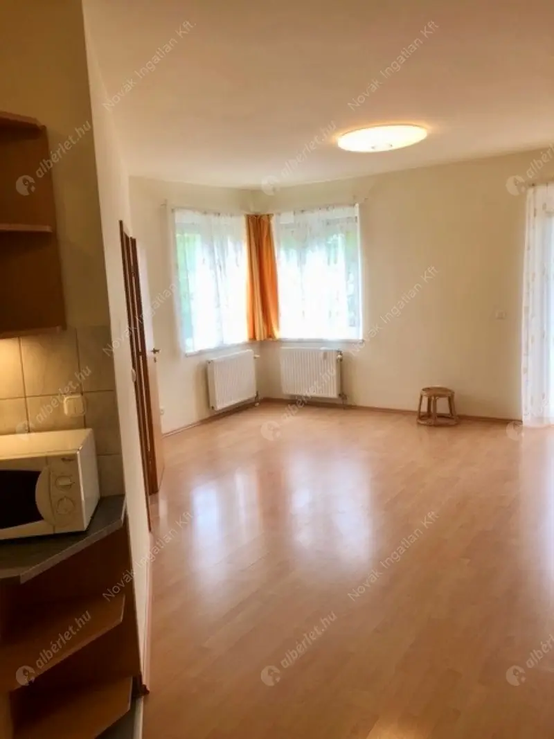 Kiadó albérlet 230000 Ft/hó áron: Budapest, XIV. kerület  Amerikai út. Mérete: 45 nm, 1 szobás | Alberlet.hu - 6620469