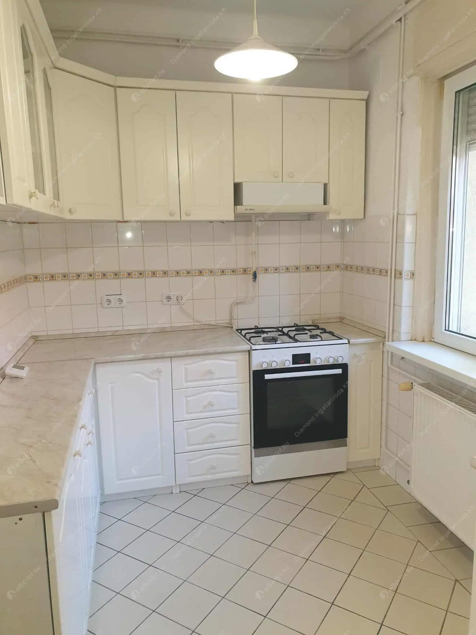 Kiadó albérlet 240000 Ft/hó áron: Budapest, XIV. kerület  Amerikai út. Mérete: 56 nm, 2 szobás | Alberlet.hu - 6555112