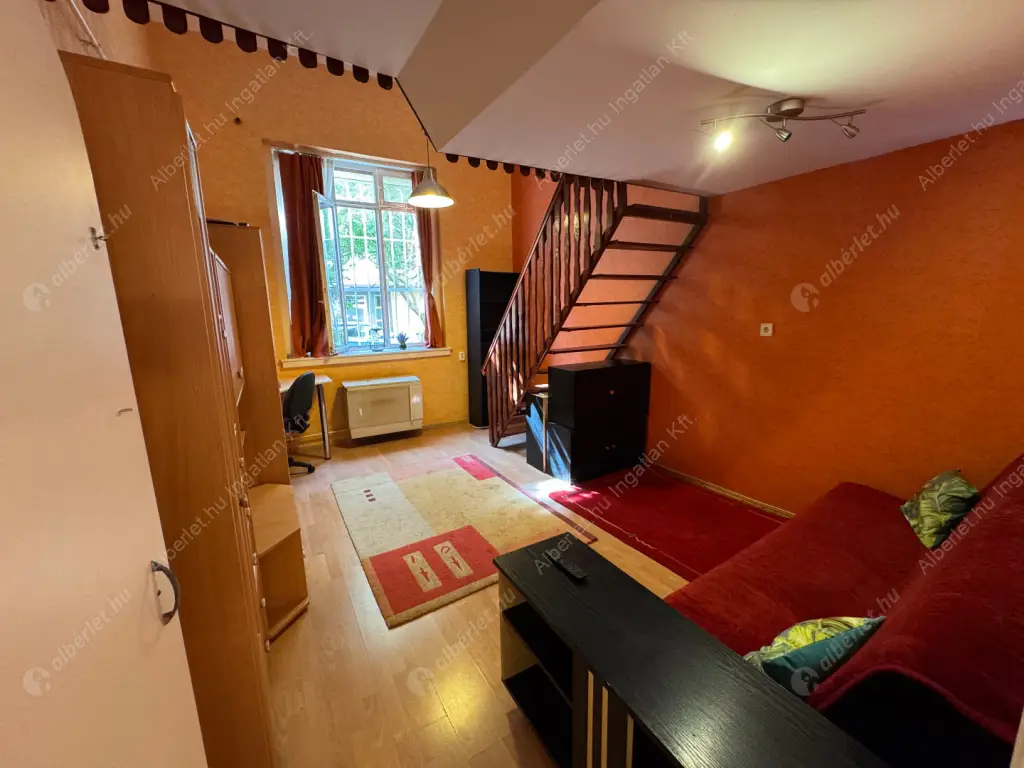 Kiadó albérlet 180000 Ft/hó áron: Budapest, XIV. kerület  Angol utca. Mérete: 31 nm, 1 szobás | Alberlet.hu - 6595247
