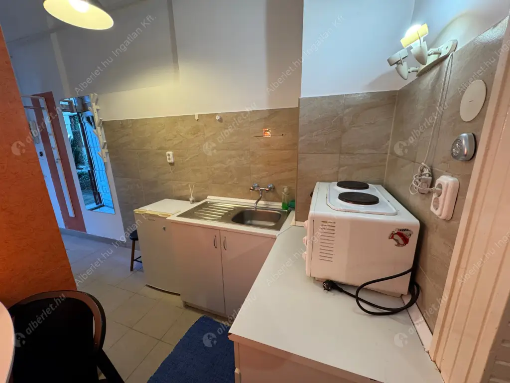 Kiadó albérlet 180000 Ft/hó áron: Budapest, XIV. kerület  Angol utca. Mérete: 31 nm, 1 szobás | Alberlet.hu - 6595259
