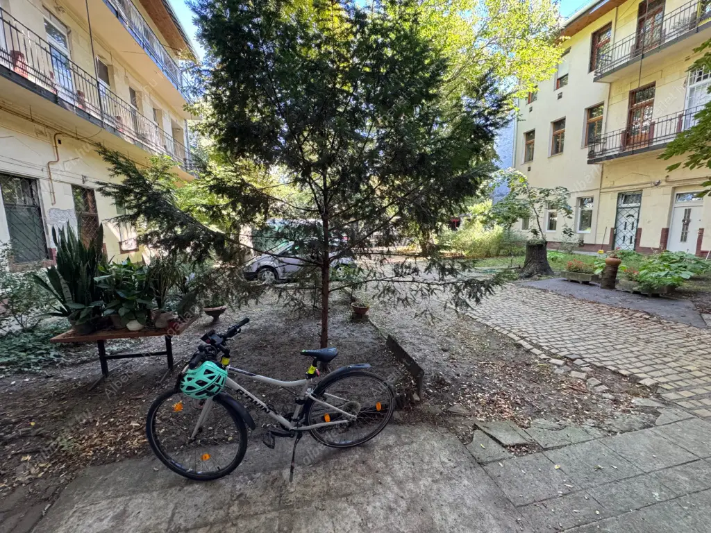 Kiadó albérlet 180000 Ft/hó áron: Budapest, XIV. kerület  Angol utca. Mérete: 31 nm, 1 szobás | Alberlet.hu - 6595264