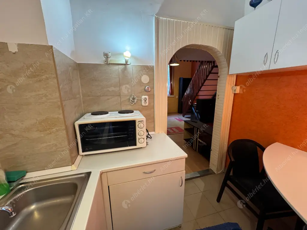 Kiadó albérlet 180000 Ft/hó áron: Budapest, XIV. kerület  Angol utca. Mérete: 31 nm, 1 szobás | Alberlet.hu - 6603693