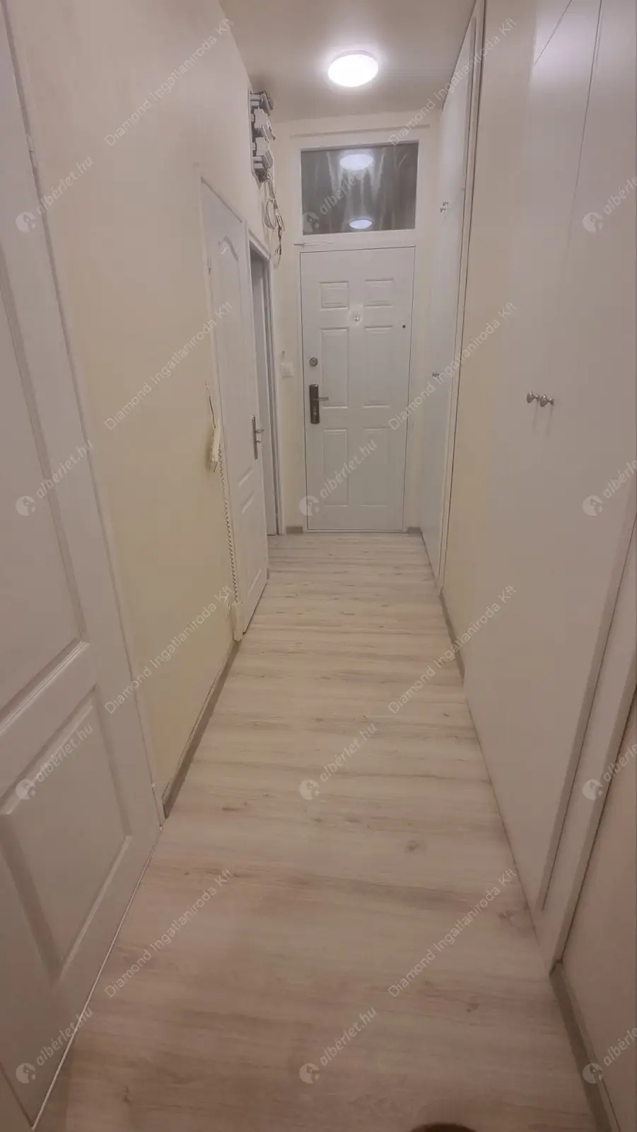 Kiadó albérlet 210000 Ft/hó áron: Budapest, XIV. kerület  Angol utca. Mérete: 34 nm, 1 szobás | Alberlet.hu - 6009582