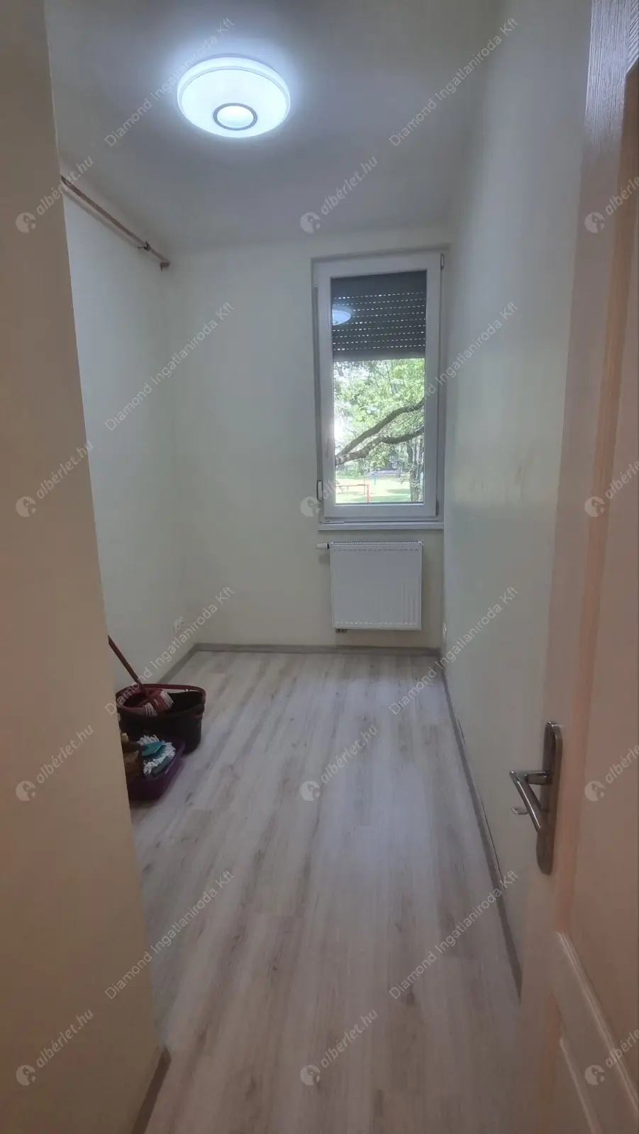 Kiadó albérlet 210000 Ft/hó áron: Budapest, XIV. kerület  Angol utca. Mérete: 34 nm, 1 szobás | Alberlet.hu - 6009597