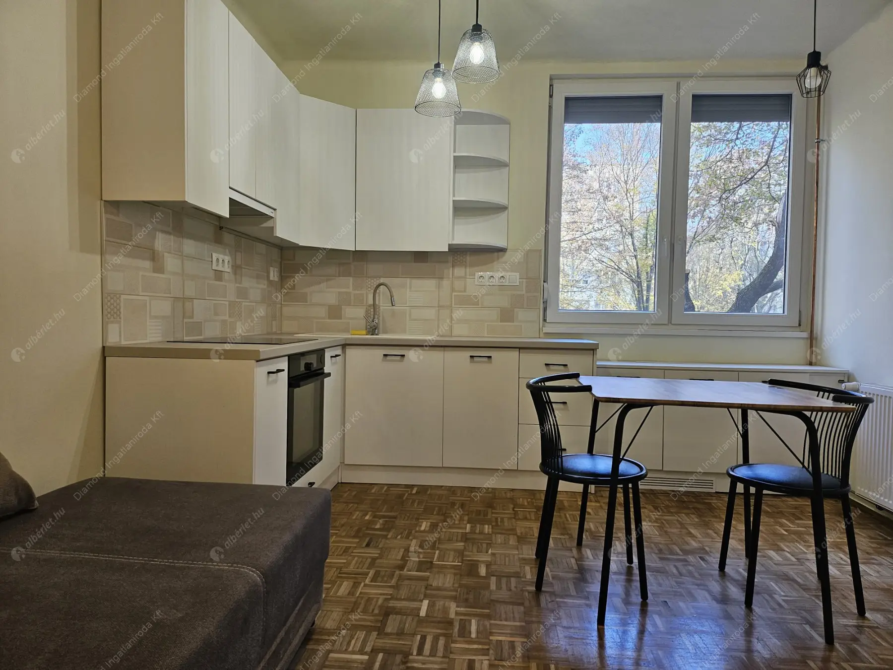 Kiadó albérlet 210000 Ft/hó áron: Budapest, XIV. kerület  Angol utca. Mérete: 34 nm, 1 szobás | Alberlet.hu - 6578602