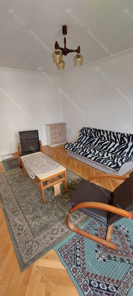 Kiadó albérlet 190000 Ft/hó áron: Budapest, XIV. kerület  Báróczy utca. Mérete: 29 nm, 1 szobás | Alberlet.hu - 6705011