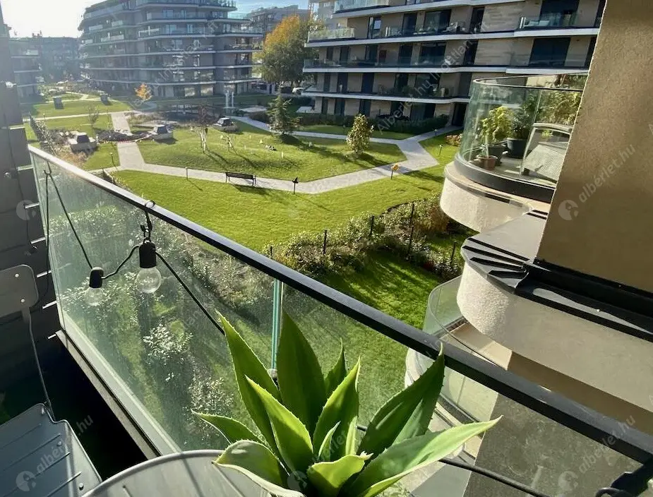 Kiadó albérlet 350000 Ft/hó áron: Budapest, XIV. kerület  Bartl János utca. Mérete: 53 nm, 2 szobás | Alberlet.hu - 6549709