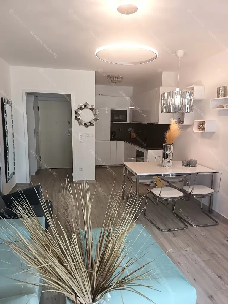 Kiadó albérlet 360000 Ft/hó áron: Budapest, XIV. kerület  Bartl János utca. Mérete: 53 nm, 2 szobás | Alberlet.hu - 6708755